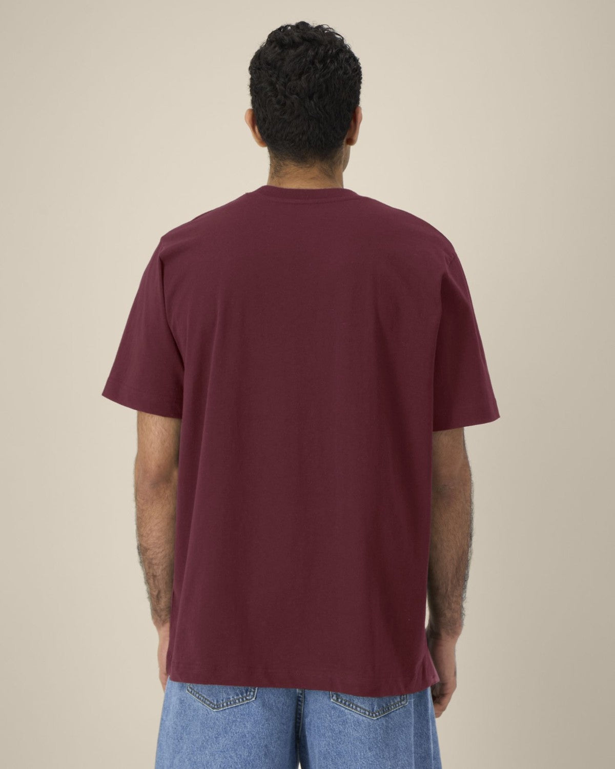 STTU788_C244_Back_Main_Studio_0.jpg