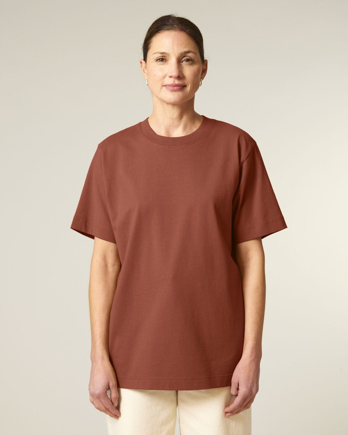 STTU788_C730_Front_Main_Studio_6.jpg