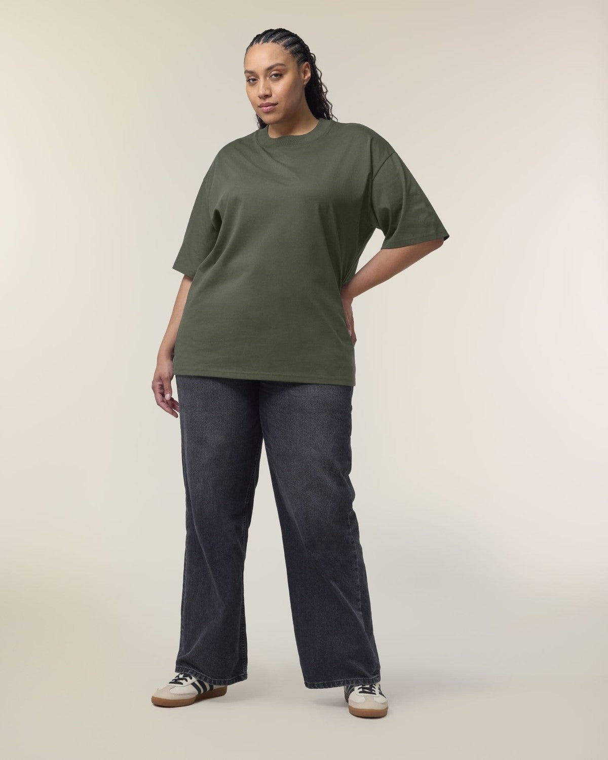 STTU959_C223_Front_Main_Studio_5.jpg