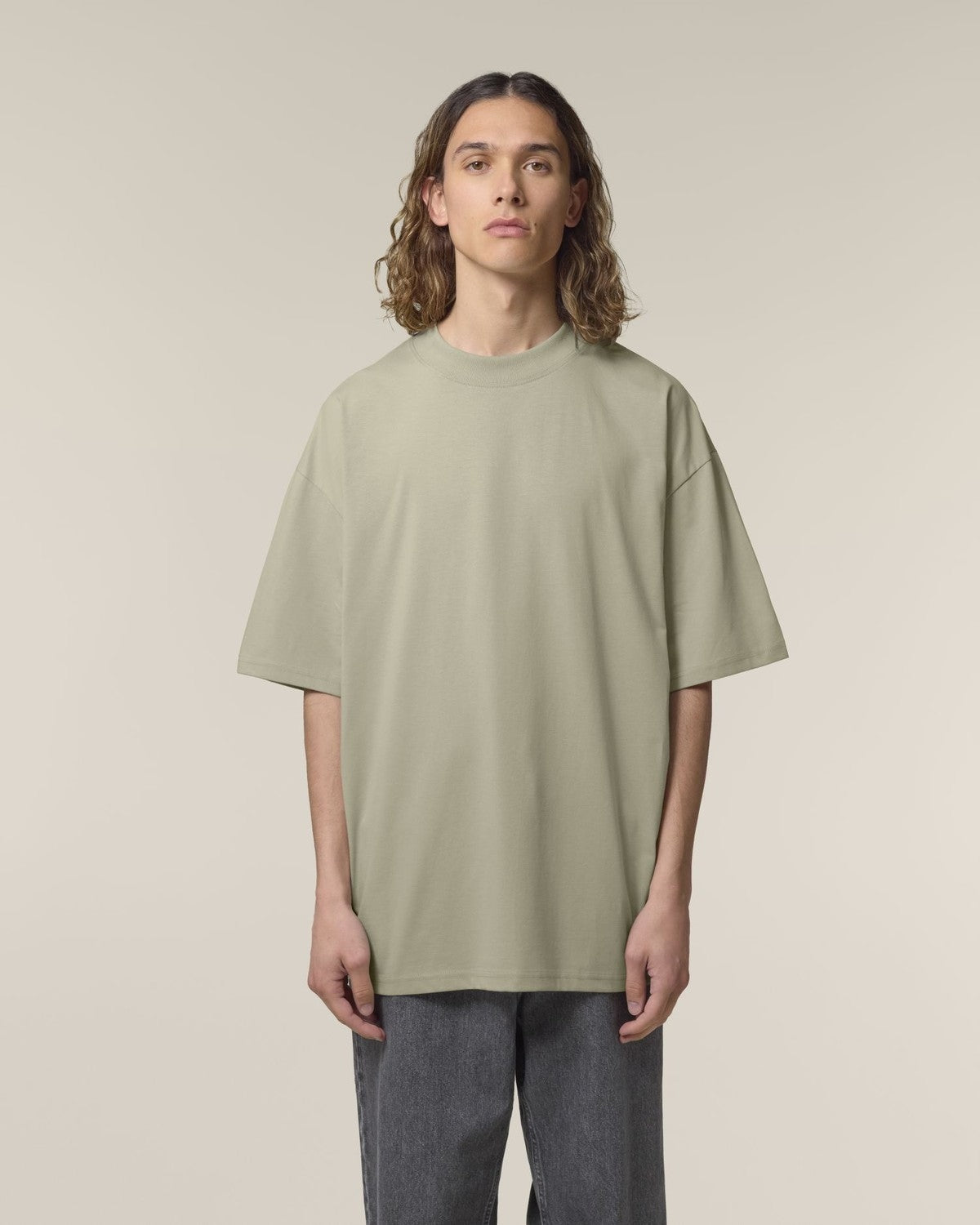STTU959_C358_Front_Main_Studio_1.jpg