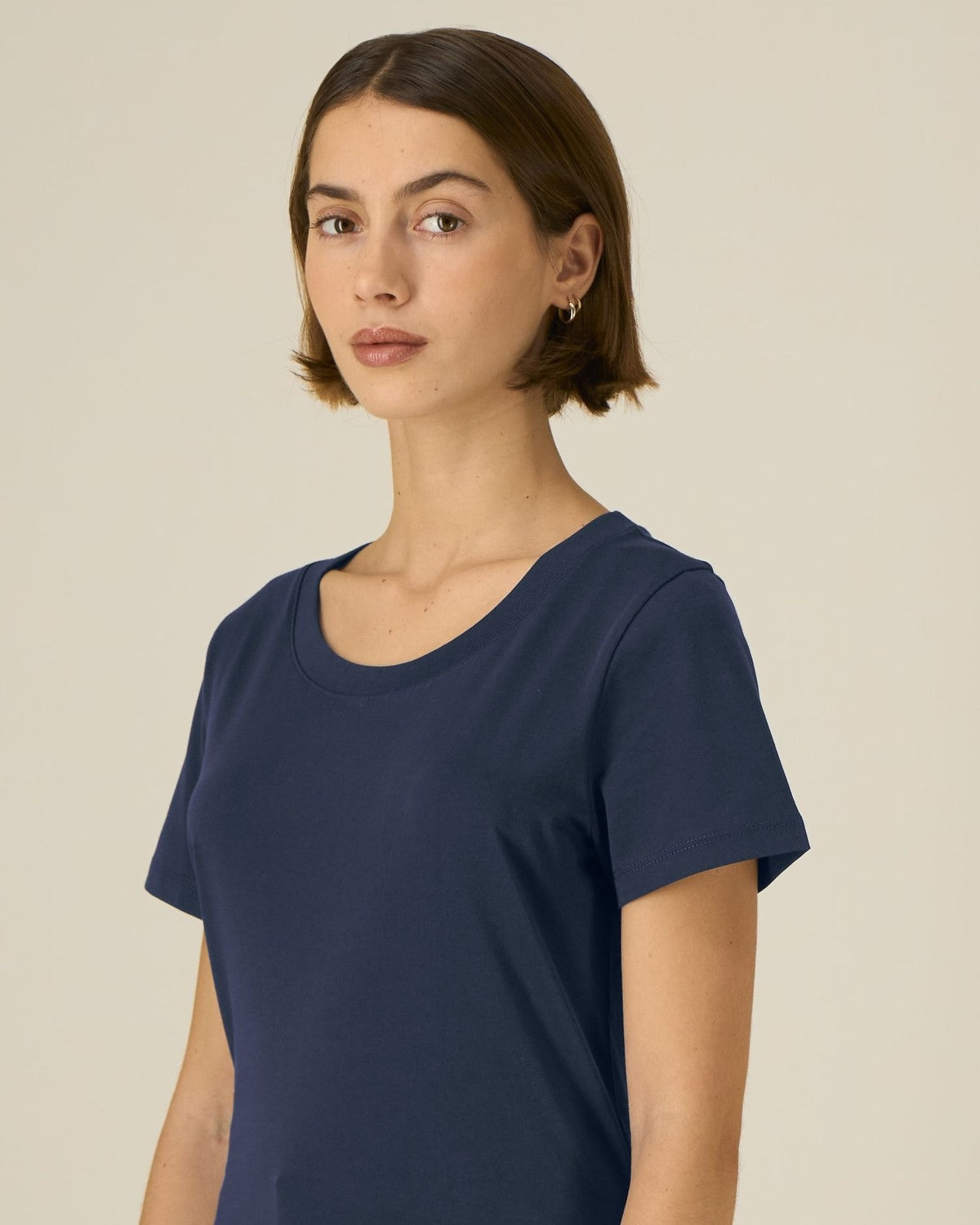 STTW079_C727_Front_Detail_Studio_1.jpg