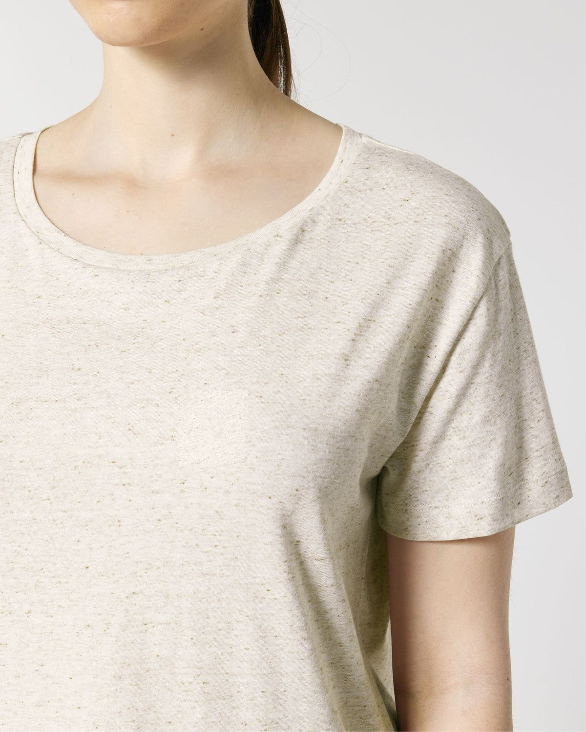 STTW173_C147_Front_Detail_Studio_5.jpg