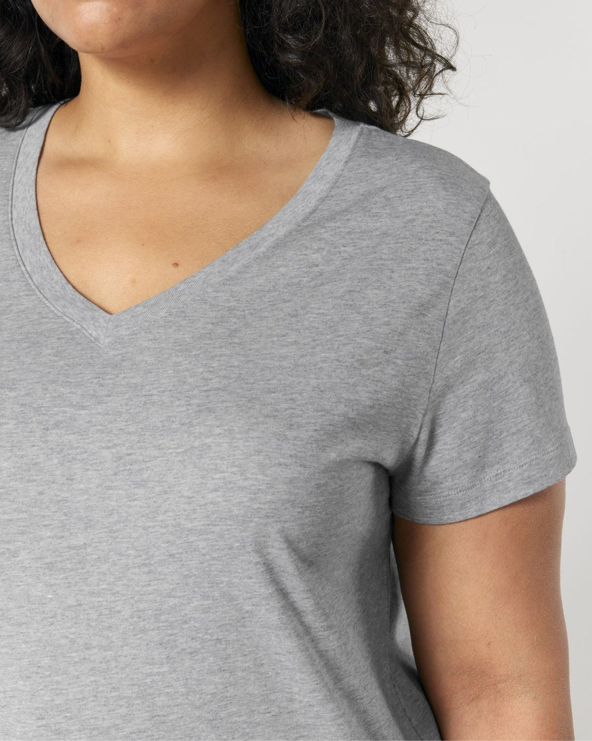 STTW176_C250_Front_Detail_Studio_5.jpg